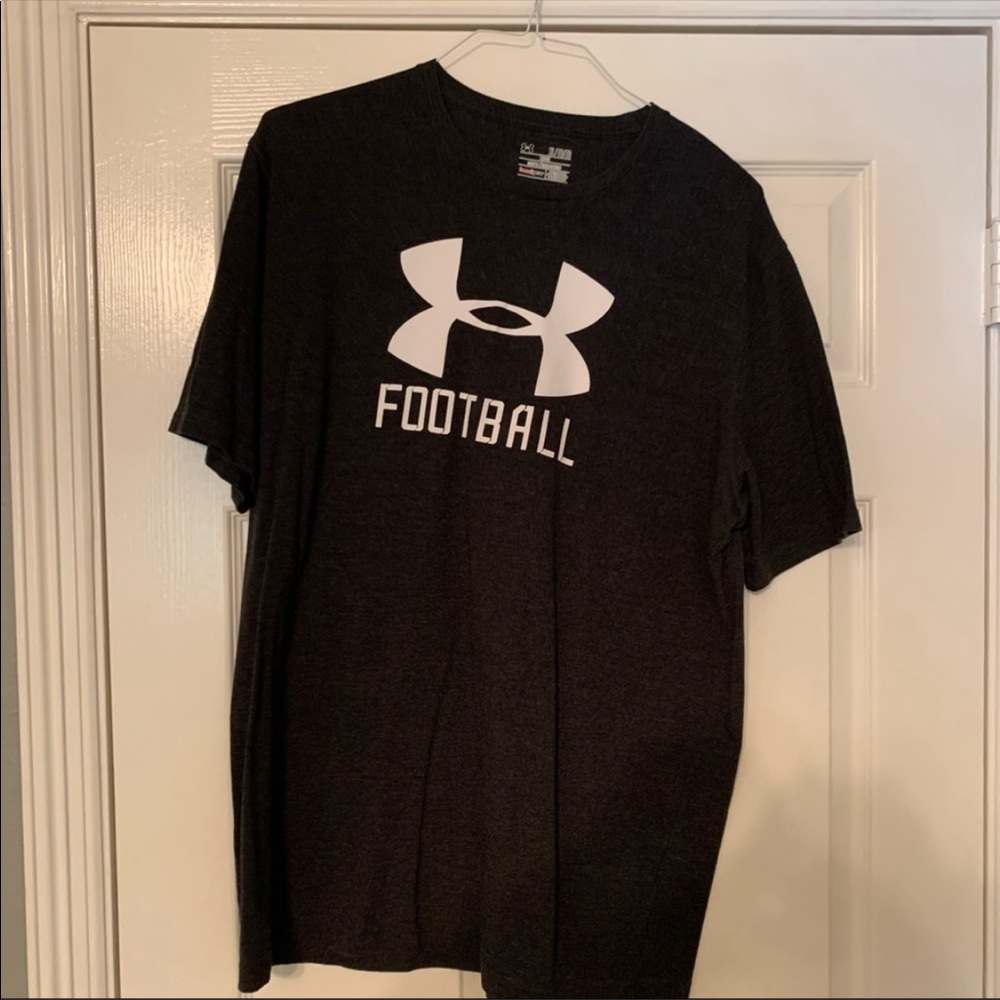 Black Under Armour Shirt football short sleeve